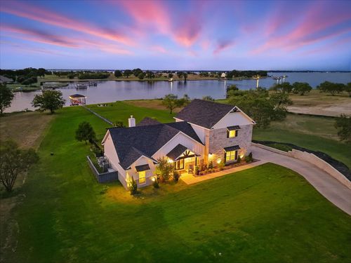 7025 Lake Vista Dr, Streetman, TX, 75859-7294 | Card Image