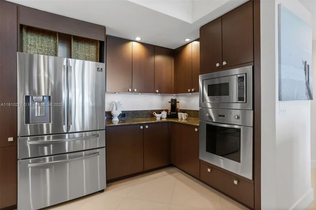 APT-508 - 1 N Ocean Blvd, Condo with 2 bedrooms, 2 bathrooms and null parking in Pompano Beach FL | Image 18