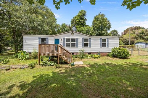 6435 Georgia Dr, Randleman, NC, 27317-8034 | Card Image