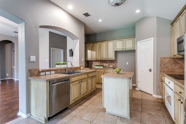 3504 Carlton St, House other with 4 bedrooms, 2 bathrooms and null parking in Grapevine TX | Image 15