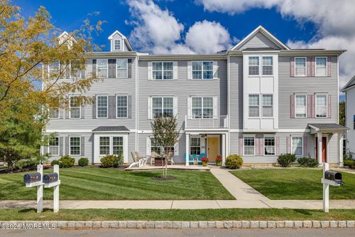 30 Mountie Ln, CHESTERFIELD, NJ, 08515-2930 | Card Image