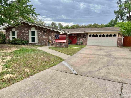 2410 Parker Dr, Niceville, FL, 32578-2317 | Card Image