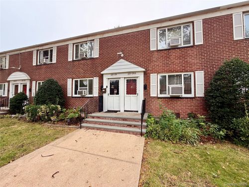 415-225-09 88th Ave, Queens Village, NY, 11427-2614 | Card Image