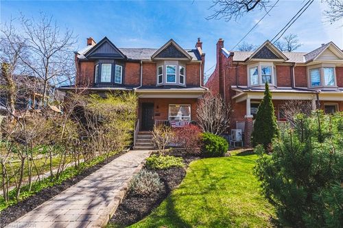 301 Evelyn Avenue, Toronto, ON, M6P2Z8 | Card Image