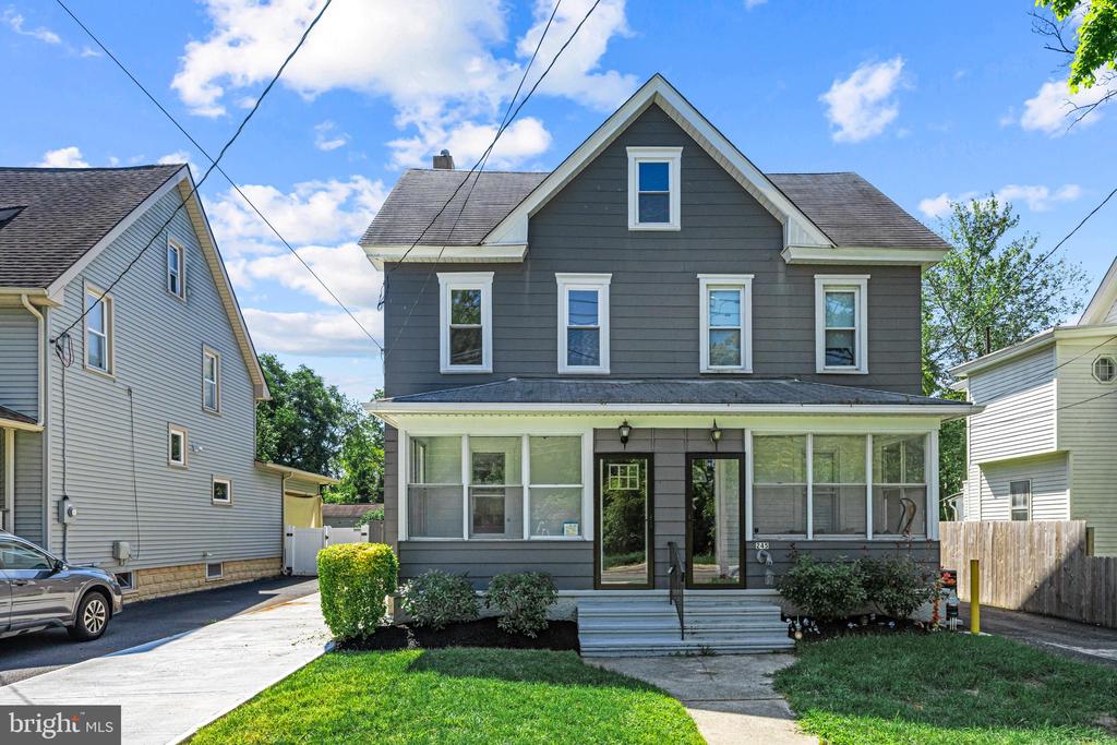 Crown Point Rd, West Deptford, NJ 08086
