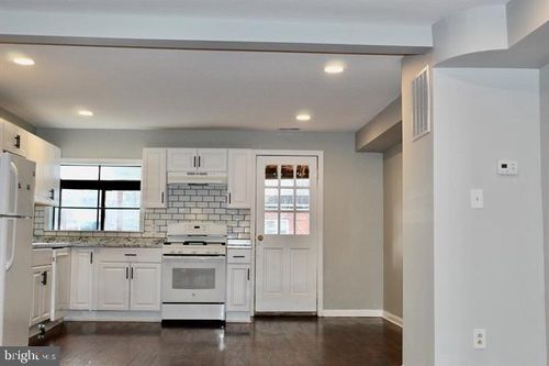 3830 8th St, BALTIMORE, MD, 21225-2114 | Card Image