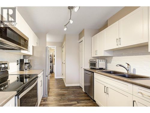 216-3842 Gordon Dr, Kelowna, BC, V1W3G5 | Card Image