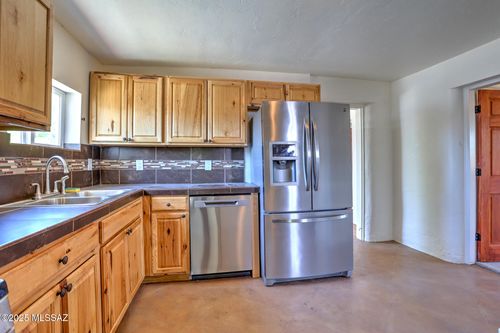 1125 W Huron St, Tucson, AZ, 85745-2457 | Card Image