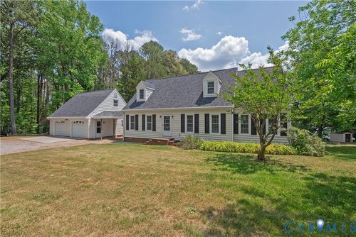 12495 Chester Dr, Disputanta, VA, 23842-8002 | Card Image