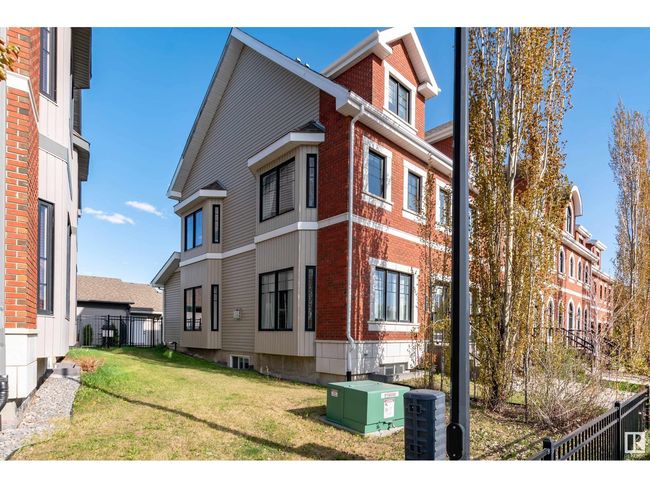 4951 Terwillegar Common Nw, Townhouse with 3 bedrooms, 4 bathrooms and null parking in Edmonton AB | Image 36