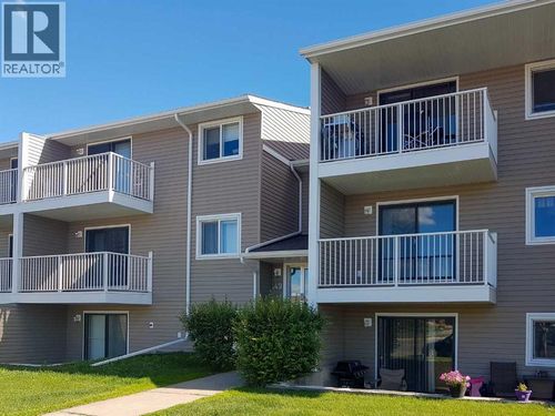 305-49 Bennett St, Red Deer, AB, T4R1V4 | Card Image