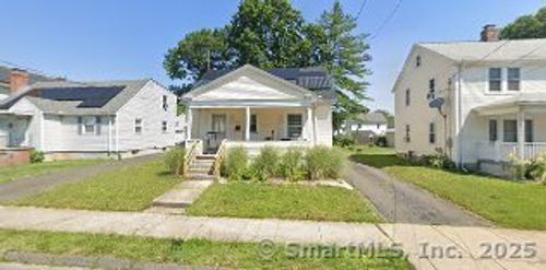 126 Tredeau St, Hartford, CT, 06114-2842 | Card Image