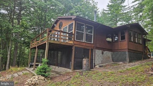 80 Trofton Hollow Ct, Great Cacapon, WV, 25422-3213 | Card Image