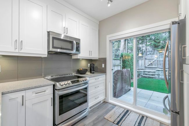 104 - 1405 Dayton Street, Townhouse with 3 bedrooms, 2 bathrooms and 2 parking in Coquitlam BC | Image 11