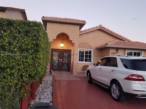12359 Nw 98th Pl, Hialeah Gardens, FL, 33018-2961 | Card Image