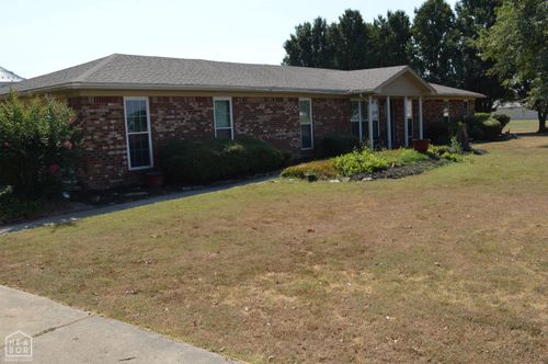 2802 Nestle Way, Jonesboro, AR, 72401-9622 | Card Image