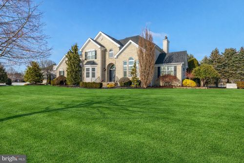 15 Rodeo Dr, Jackson, NJ, 08527-4436 | Card Image