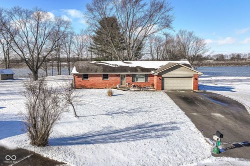 6748 Stone Ct, Greentown, IN, 46936-1181 | Card Image