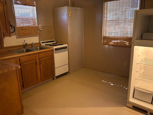103 Lakeshore Loop, House other with 3 bedrooms, 2 bathrooms and null parking in Tow TX | Image 15