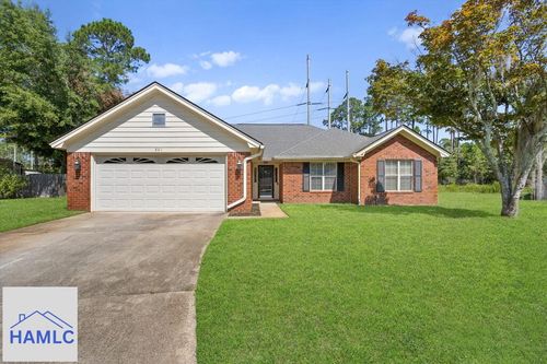 801 Winchester Rd, Hinesville, GA, 31313-2175 | Card Image