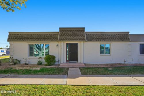 8479 E Chaparral Rd, Scottsdale, AZ, 85250-7447 | Card Image