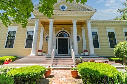 c-35 Nonantum St, Boston, MA, 02135-2457 | Card Image