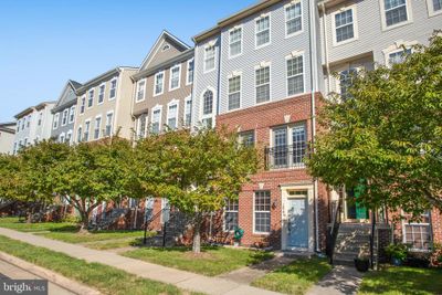 93 - 15791 John Diskin Circle, Townhouse with 3 bedrooms, 2 bathrooms and null parking in WOODBRIDGE VA | Image 2