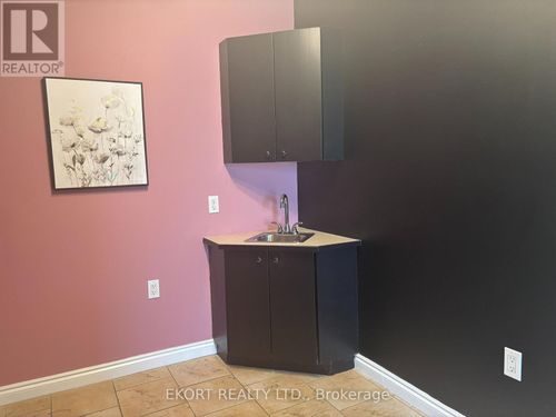 96 Pinnacle Street, Belleville (Belleville Ward), ON, K8N5Y5 | Card Image