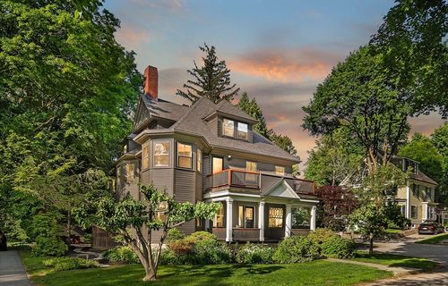 6-6 Francis Circuit, Winchester, MA, 01890-2841 | Card Image