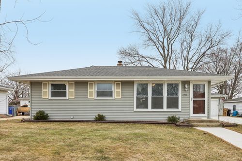 5711 63rd St, Kenosha, WI, 53142-1215 | Card Image
