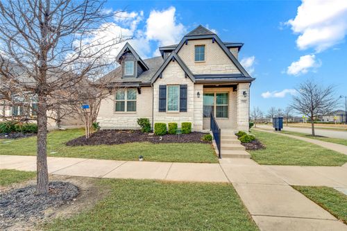 7332 Elm Grove Ln, Aubrey, TX, 76227-5428 | Card Image