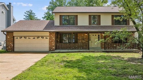 1642 La Palma Dr, Fenton, MO, 63026-2301 | Card Image