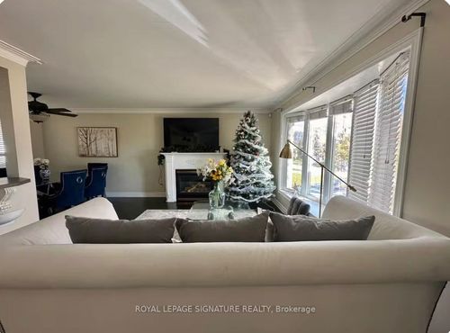 1353 Sheldon Ave, Oakville, ON, L6L2P9 | Card Image