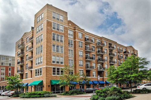 612l-647 Metropolitan Way, Des Plaines, IL, 60016-4644 | Card Image