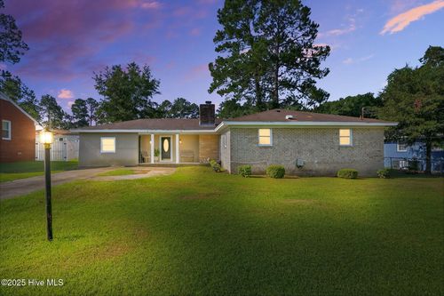 504 Weaver Dr, Goldsboro, NC, 27530-6957 | Card Image