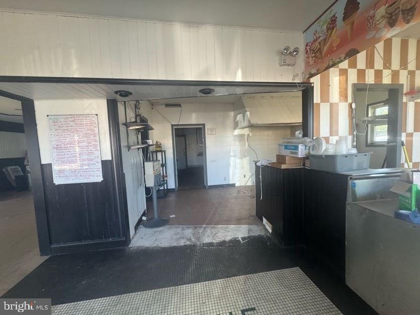 Commercial Lease in WESTVILLE 5