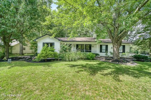 182 Delbridge Ln, Crossville, TN, 38558-5800 | Card Image