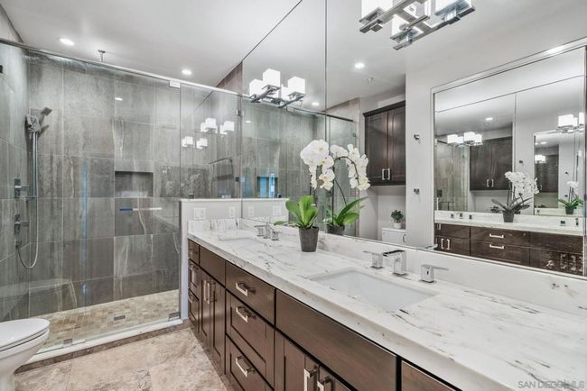 1301 - 5845 Friars Rd, Condo with 3 bedrooms, 2 bathrooms and 2 parking in San Diego CA | Image 10