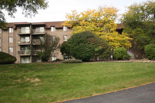 apt-406-820 Elder Rd, Homewood, IL, 60430-2566 | Card Image
