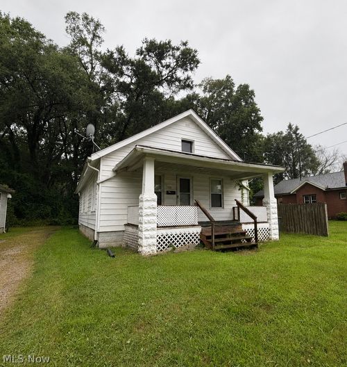 1104 Yukon Ave, Akron, OH, 44320-2533 | Card Image
