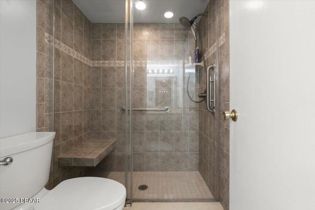 C - 102 Bob White Ct, Condo with 2 bedrooms, 2 bathrooms and null parking in DAYTONA BEACH FL | Image 15