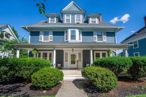 11 N Mountain Ave, Montclair, NJ, 07042-1810 | Card Image