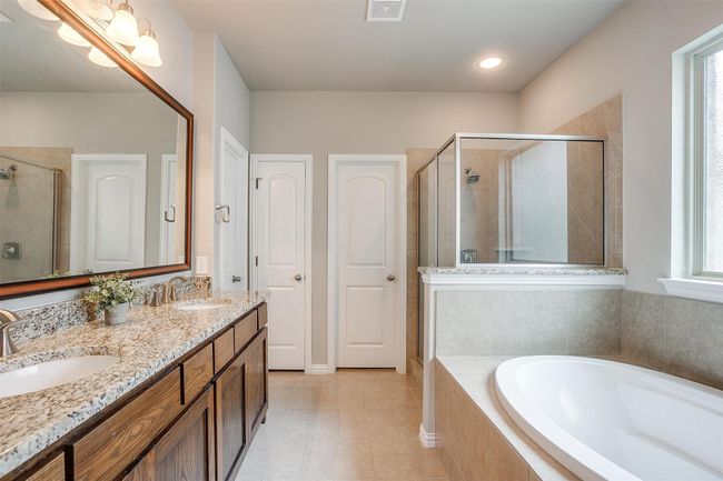 302 Blue Stem Ln, House other with 4 bedrooms, 4 bathrooms and null parking in Aledo TX | Image 17