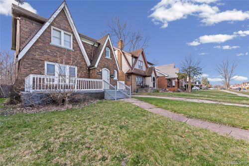 13100 Wilshire Dr, Detroit, MI, 48213-1988 | Card Image