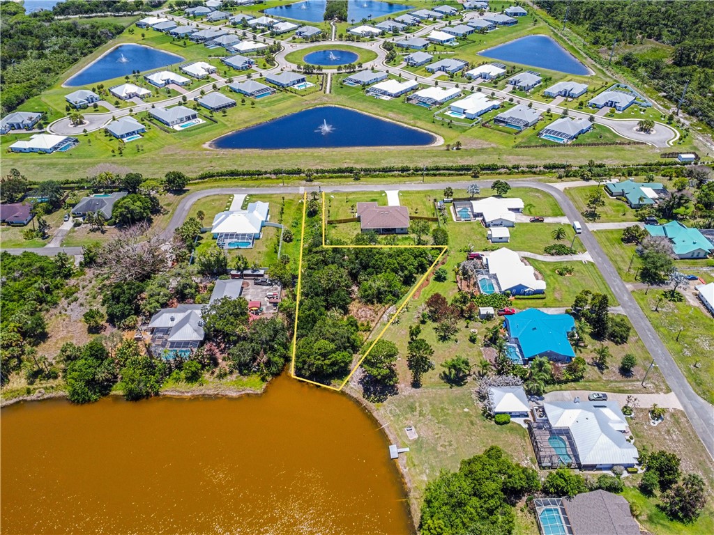 Land in Sebastian 3