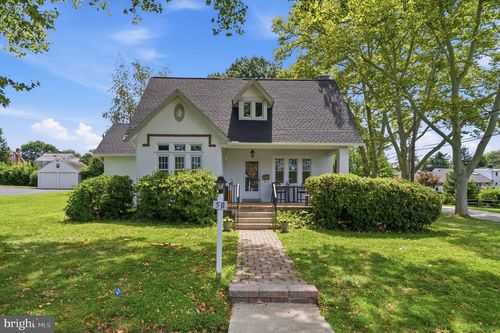 50 S Wakefield Rd, West Norriton, PA, 19403-3353 | Card Image