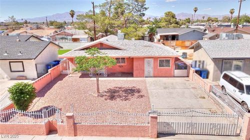 3104 Twining Ave, North Las Vegas, NV, 89030-2008 | Card Image