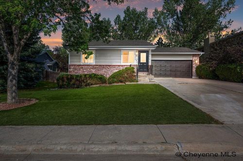 5200 Kennedy Dr, Cheyenne, WY, 82001-6970 | Card Image