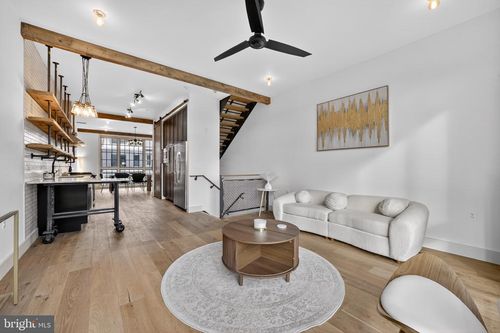 2w-774 Girard St Nw, WASHINGTON, DC, 20001-5361 | Card Image