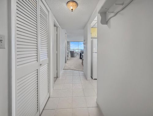 401-555 Nw 4th Ave, Boca Raton, FL, 33432-3652 | Card Image